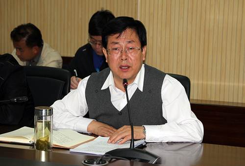 说明: http://www.yau.edu.cn/__local/A/69/52/5B56DBB17808CA504F35052C256_32DF15F8_5B191.jpg