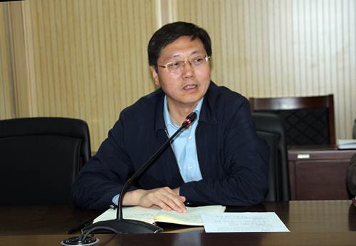 说明: http://www.yau.edu.cn/__local/E/C1/3F/5B0EB171B8E298A51BF7C21AE36_FB51DCDC_547FF.jpg